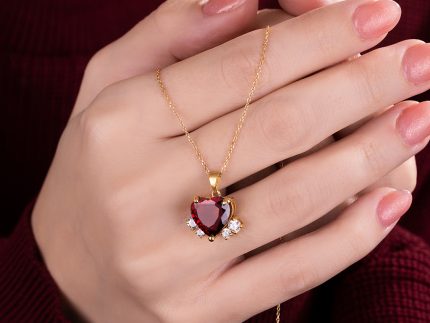 پلاک طلا قلب بزرگ قرمز