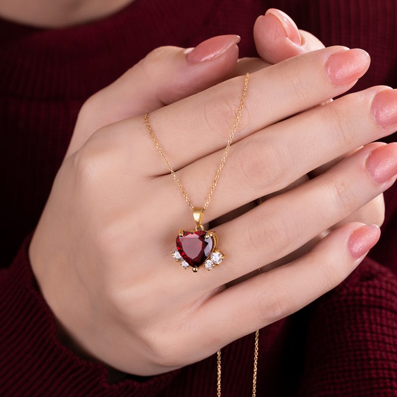 پلاک طلا قلب بزرگ قرمز