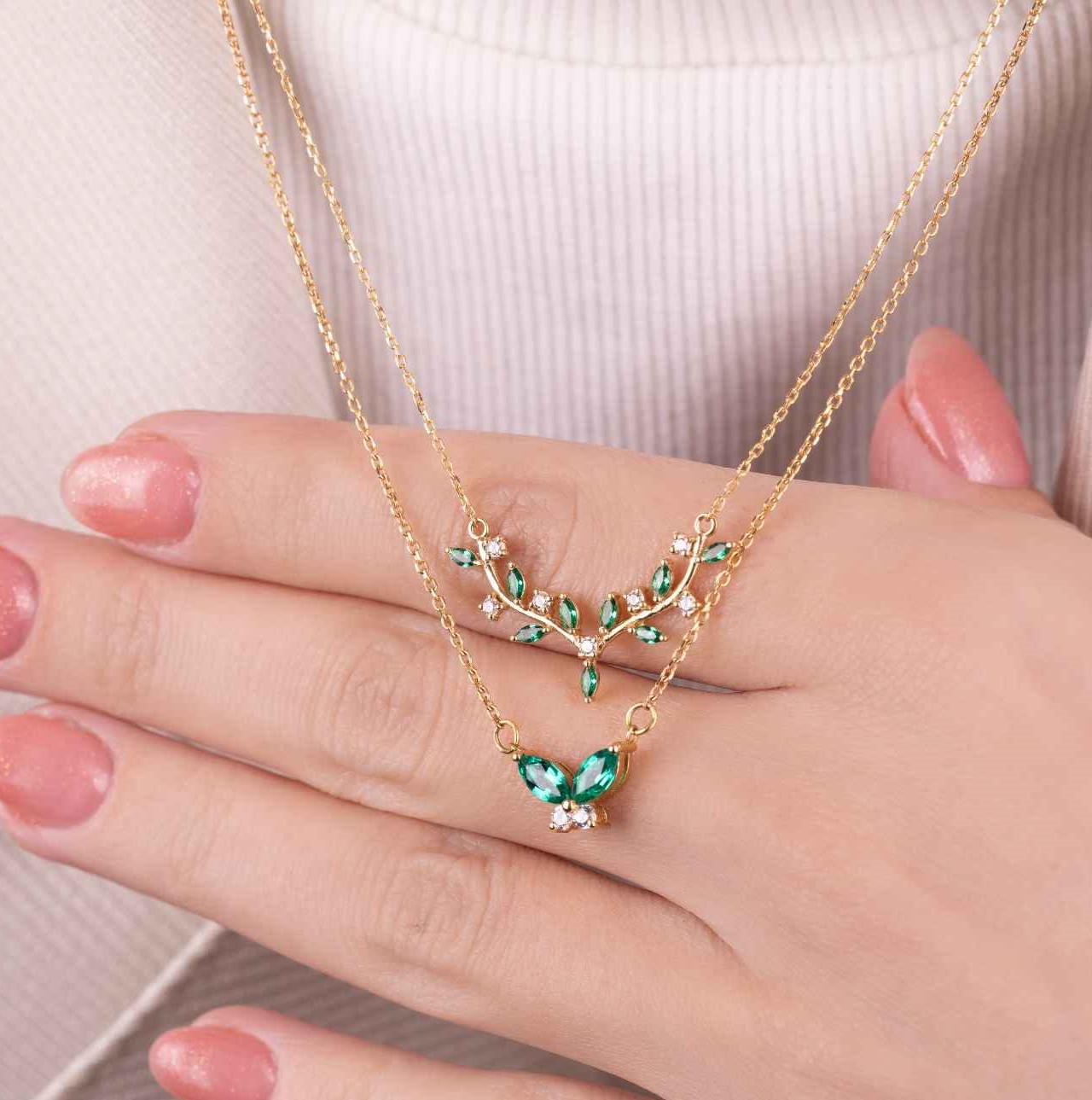 compressed_image_necklace