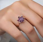 انگشتر طلا گل اشک