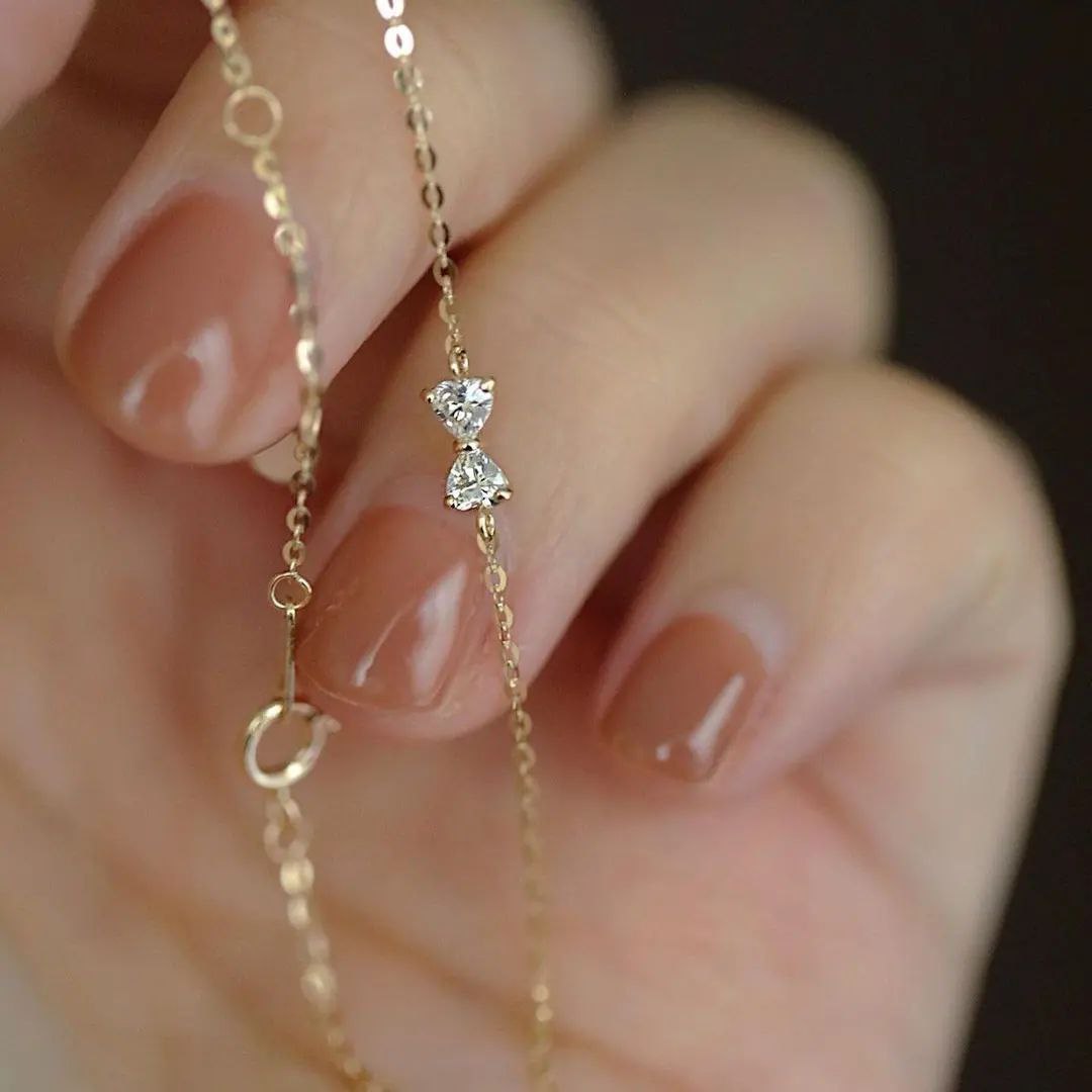 دستبند طلای ظریف دخترانه پاپیون