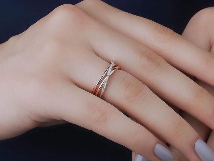 انگشتر طلا نگین دار ۳ رج