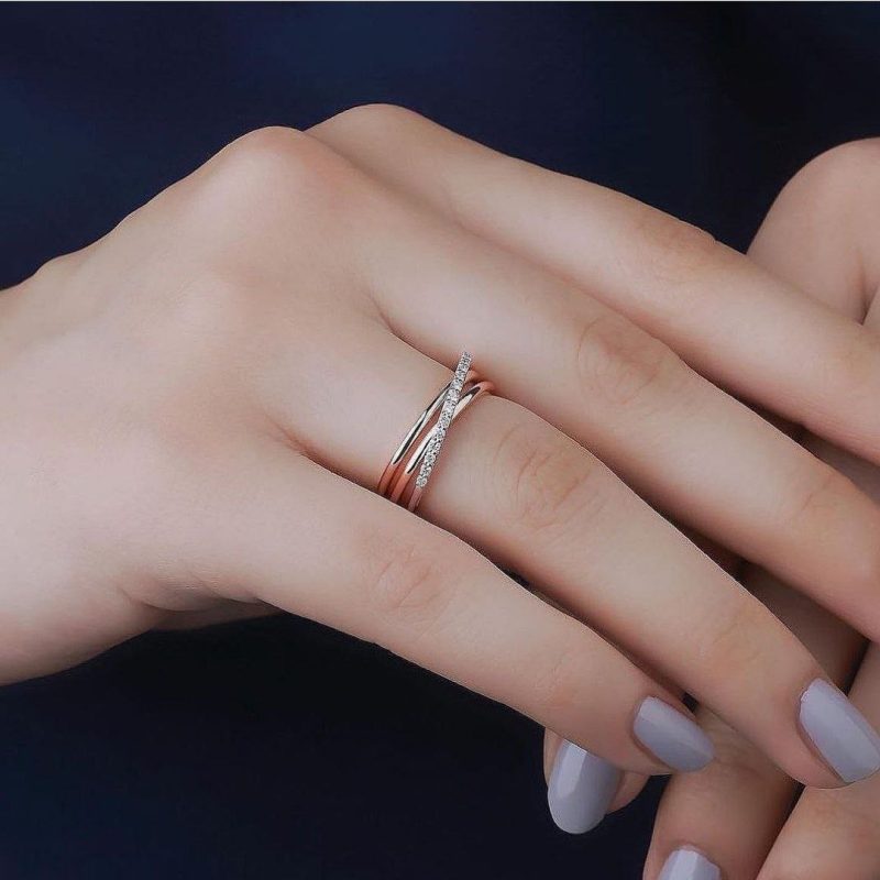 انگشتر طلا نگین دار ۳ رج