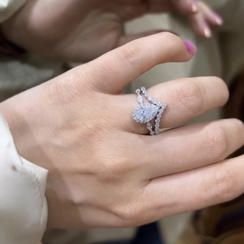 حلقه و پشت حلقه طلا اشک