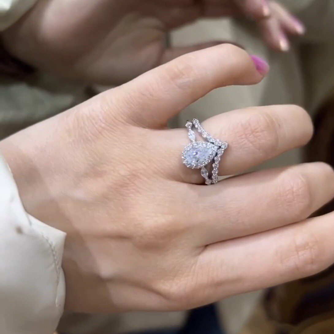 000749.jpg حلقه و پشت حلقه طلا اشک