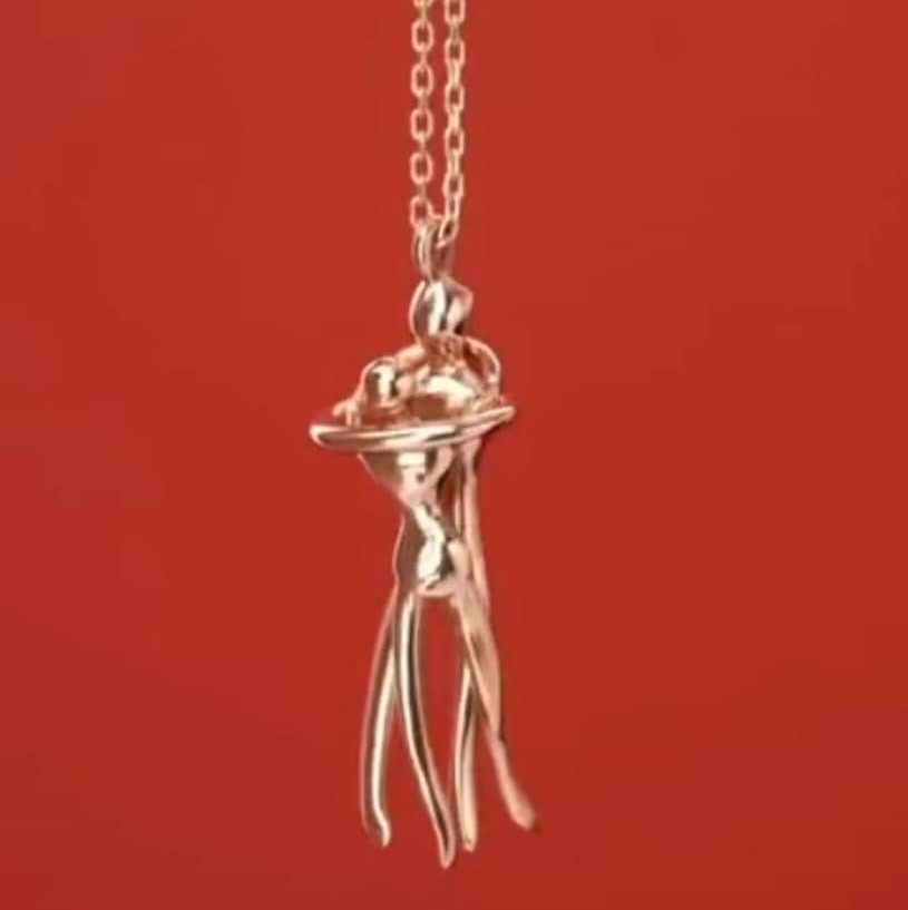 06a6e4a9-d0f7-4cbe-aa49-49ff83c851d4.jpg آویز طلا آغوش