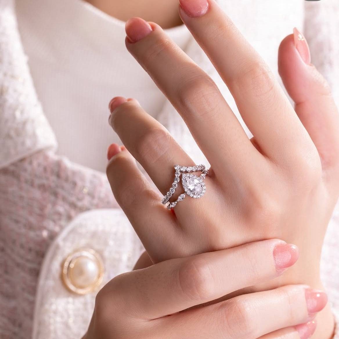 1-2.jpg حلقه و پشت حلقه طلا اشک