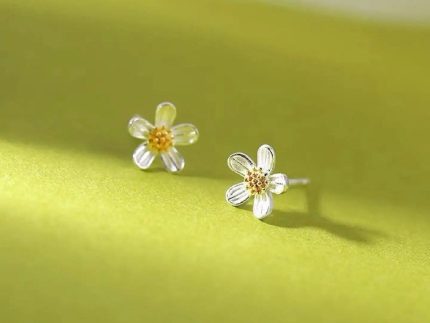 گوشواره طلا مدل بابونه