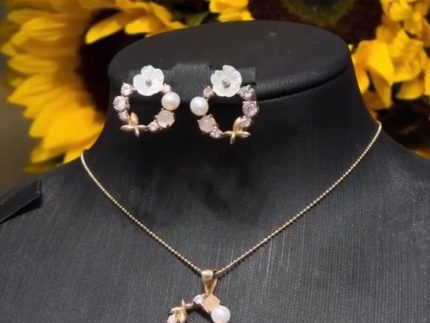 آویز طلا صدفی