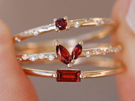 انگشتر طلا دو مارکیز قرمز