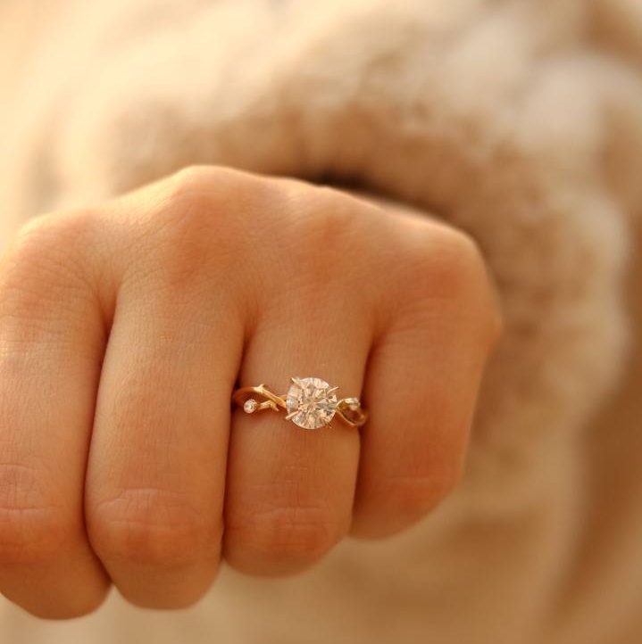 1-6-1.jpg انگشتر طلا سولیتر