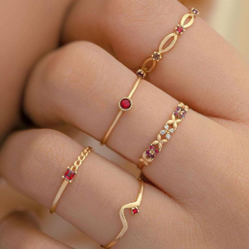 انگشتر طلا V تک تخمه