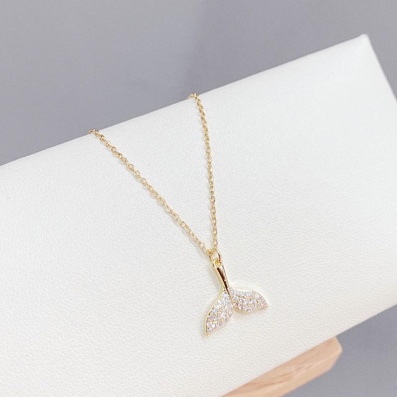 آویز طلا دم وال