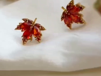 گوشواره طلا برگ پاییزی