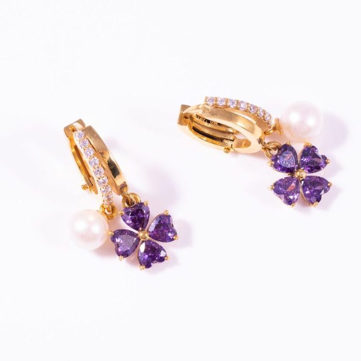 b40d1f7e-2050-4fb2-8dcc-d7ecd5e0cf11.jpg گوشواره طلا شکوفه بنفش و مروارید