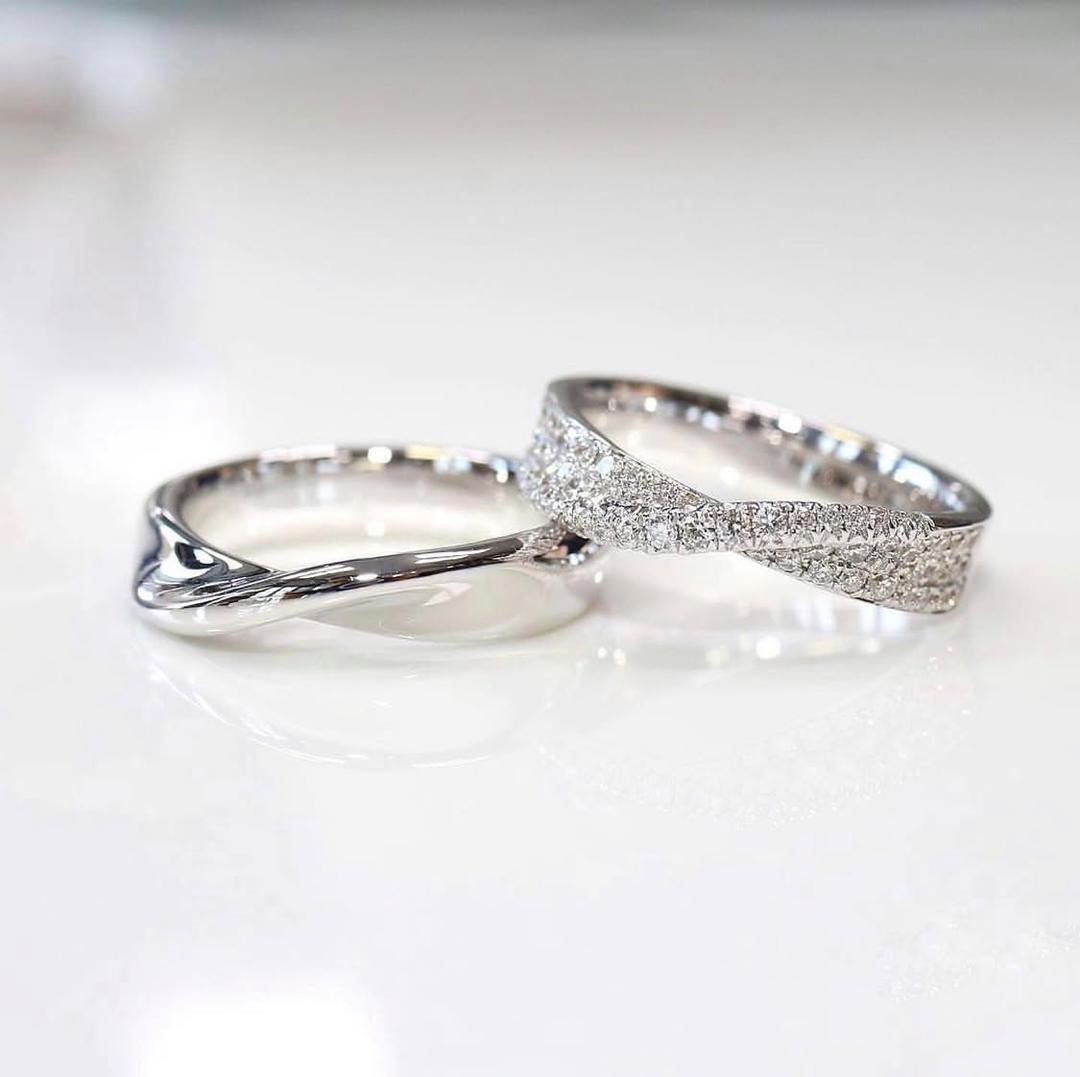 bf34e39e-14d0-4c72-89c4-4dd937ef8c0e.jpg انگشتر طلا پیچ خورده