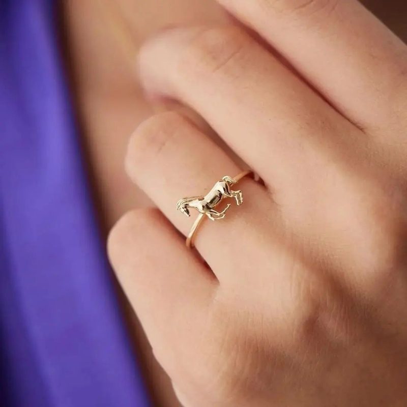 انگشتر طلا مدل اسب
