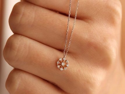 آویز طلا مدل دونه برف