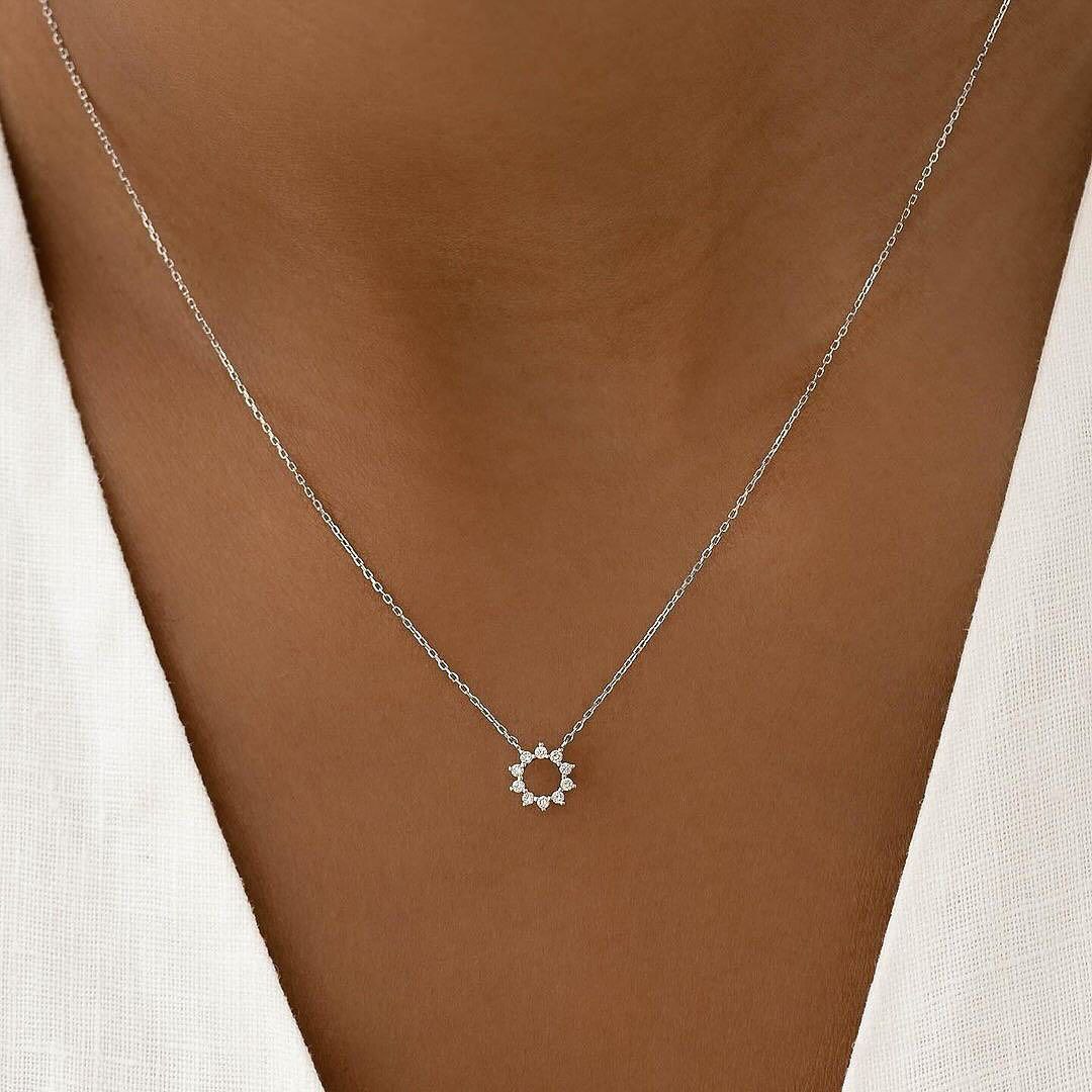 photo_2025-05-04_18-26-45.jpg نیم ست طلا مدل خورشید