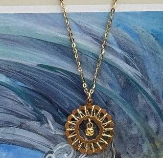 گردنبند طلا خورشیدی