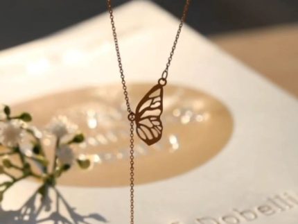گردنبند طلا پروانه