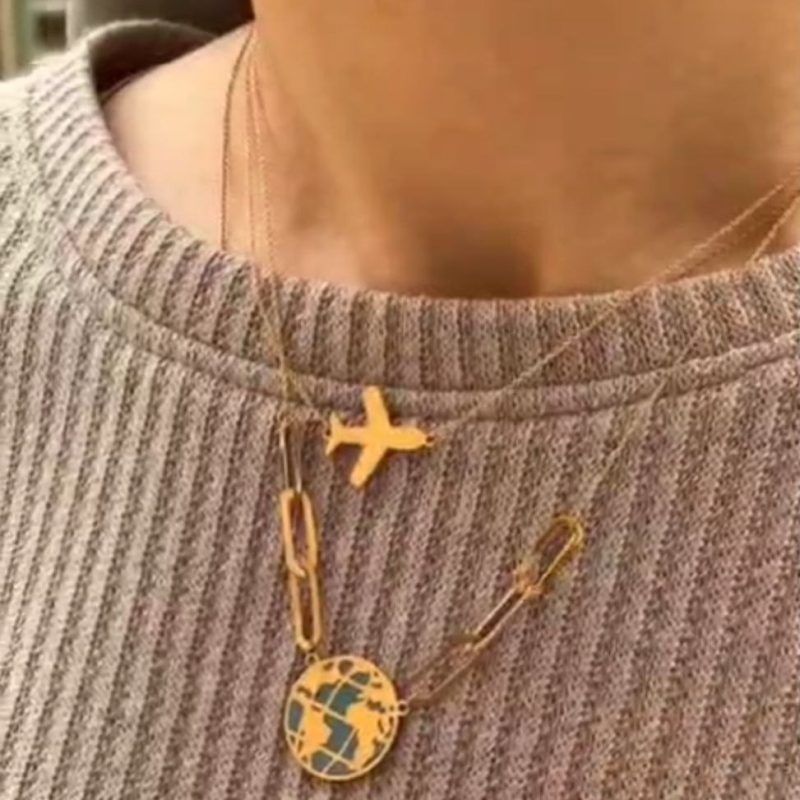 گردنبند طلا کره زمین و هواپیما
