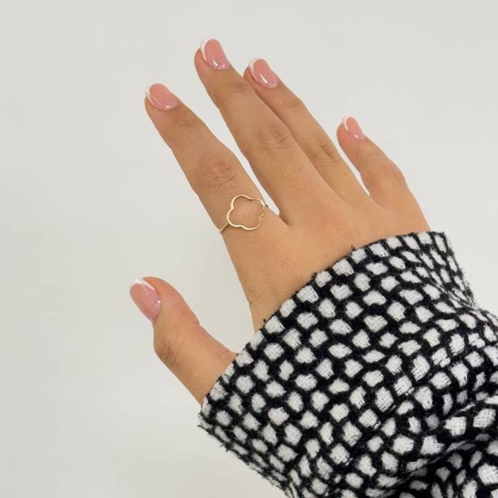 photo_2025-06-10_14-19-05.jpg انگشتر طلا مینیمال ونکلیف