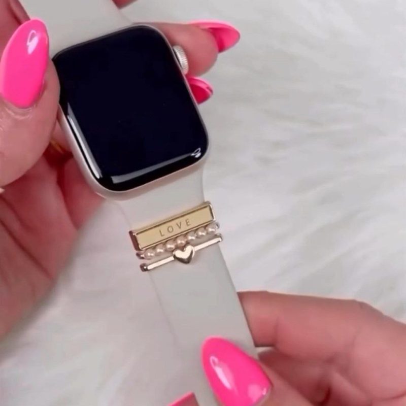 آویز طلا ساعت گوارسه