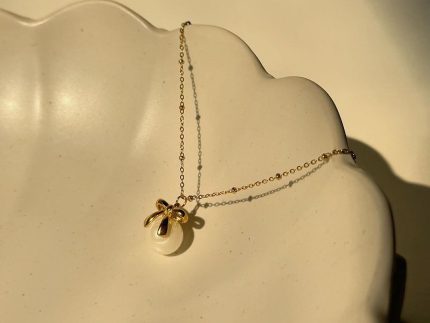 آویز طلا پاپیون مروارید