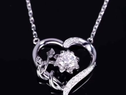 گردنبند طلا قلب گل