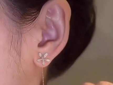 گوشواره طلا مدل گل مارکیز