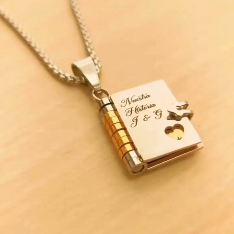 آویز طلا مدل دفترچه